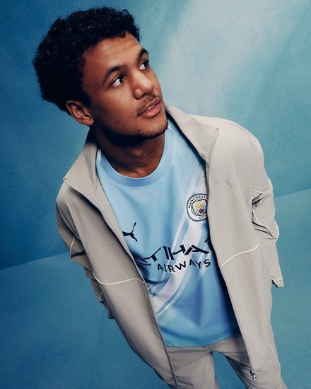 マンチェスター・シティFC(Manchester City FC)」の2025-26シーズンのホームキット