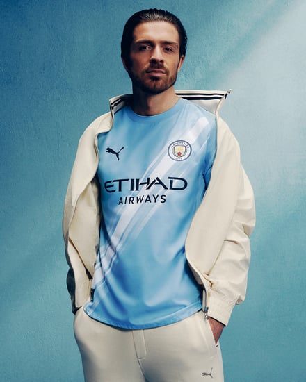 マンチェスター・シティFC(Manchester City FC)」の2025-26シーズンのホームキット