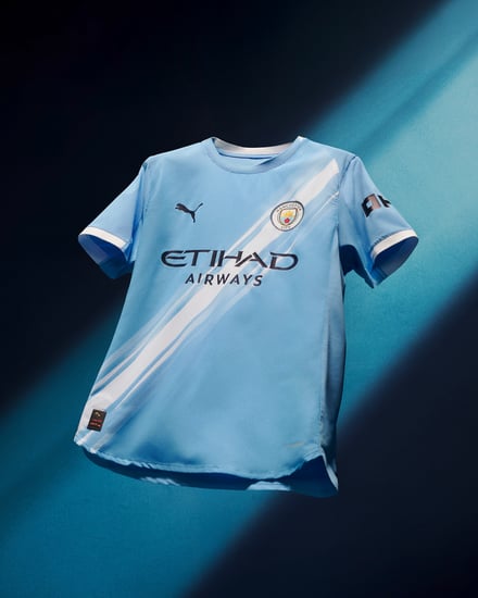 マンチェスター・シティFC(Manchester City FC)」の2025-26シーズンのホームキット