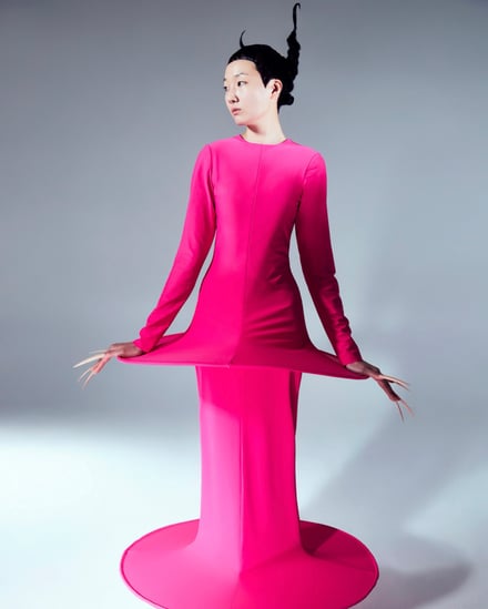 韓国発ブランド「ソヌ(SUN WOO)」のアイテムのルック画像