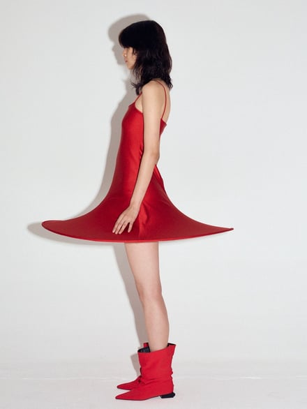 韓国発ブランド「ソヌ(SUN WOO)」のアイテムの着用画像