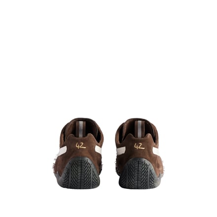 Balenciagaとプーマのコラボルック alt