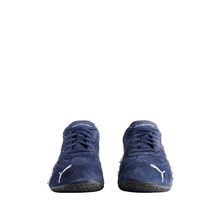 Balenciagaとプーマのコラボルック alt