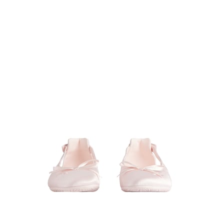 Balenciagaとプーマのコラボルック alt