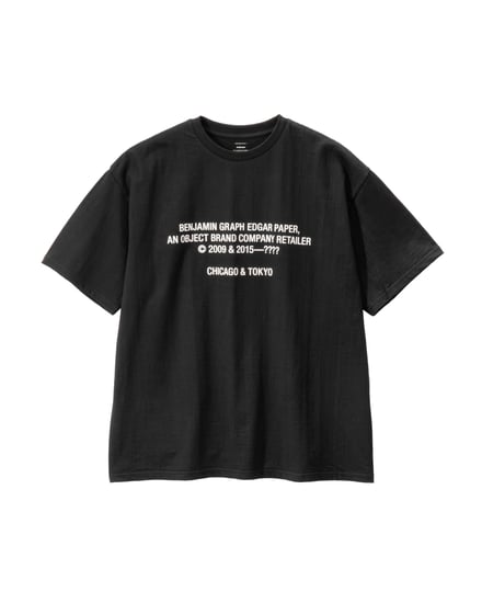 グラフペーパーとベンジャミン・エドガーのコラボレーションTシャツ ブラック