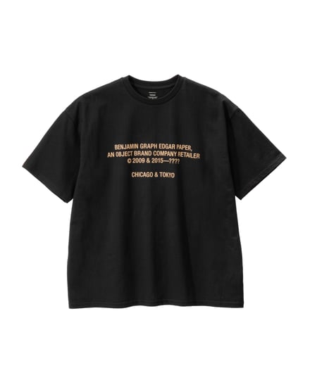 グラフペーパーとベンジャミン・エドガーのコラボレーションTシャツ ブラック