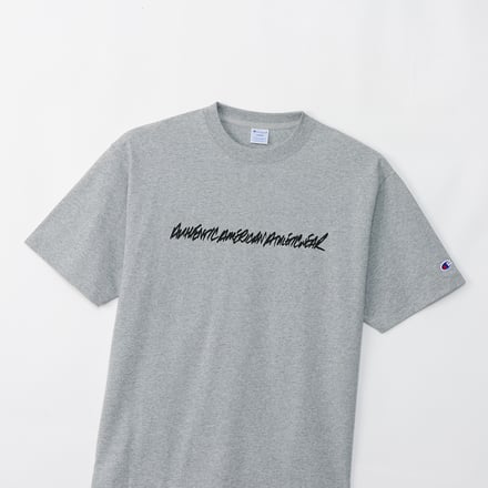 コラボTシャツ