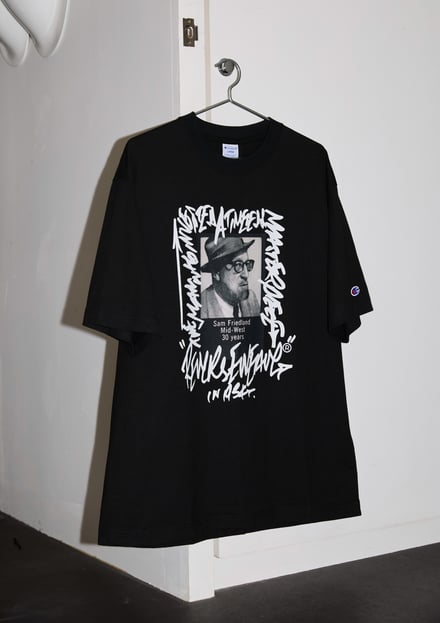コラボTシャツ
