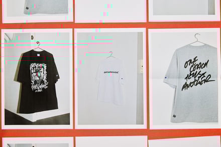 Tシャツ