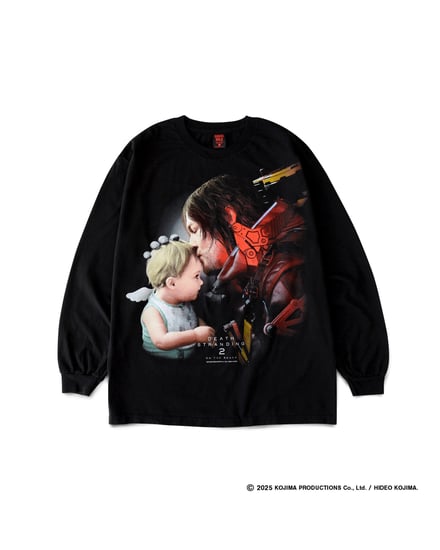 黒の長袖Tシャツ