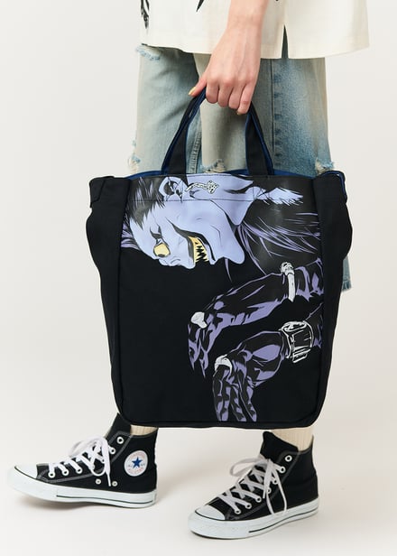 黒のバッグ