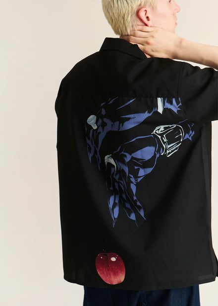 黒のTシャツ