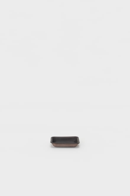 エンダースキーマのレザートレイ