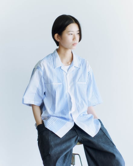 シャツを着た人