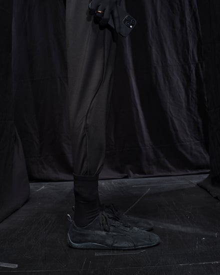 Balenciagaとプーマのコラボルック alt