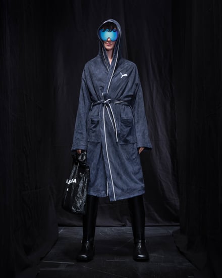 Balenciagaとプーマのコラボルック alt