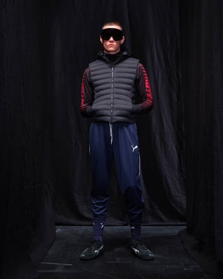 Balenciagaとプーマのコラボルック alt