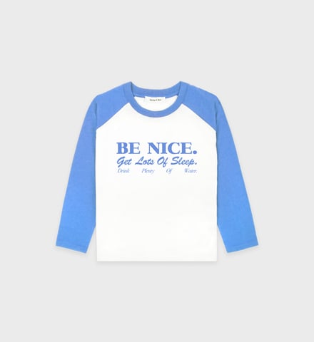 ホワイトとブルーのロングTシャツ