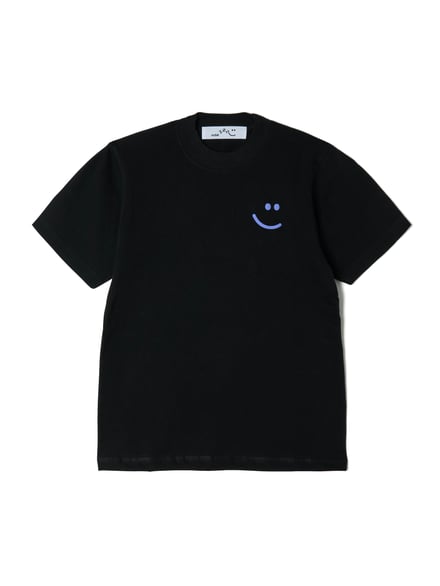 黒のTシャツ