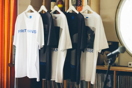 Tシャツ