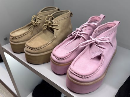 厚底のワラビー