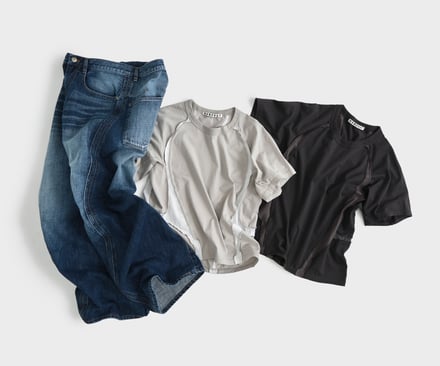 デニムとTシャツ