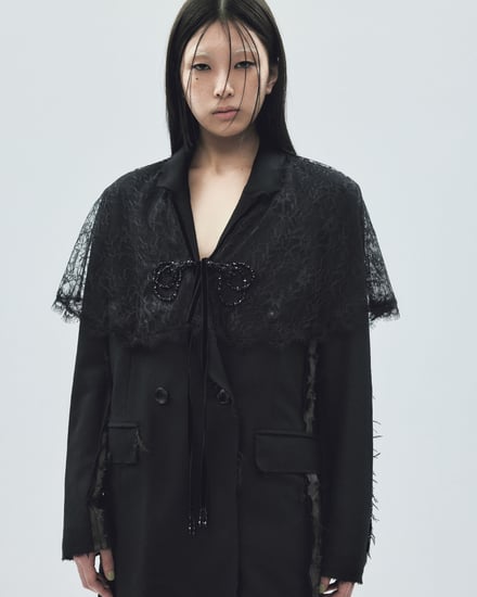 女性