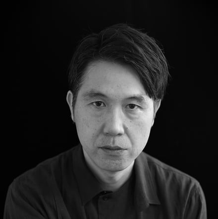 男性