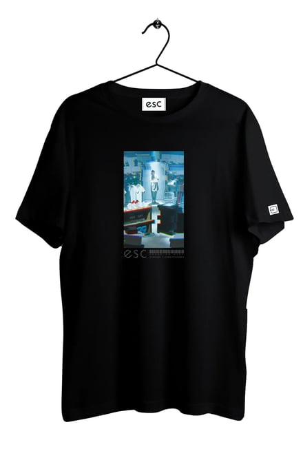 メインヴィジュアルのグラフィックTシャツ アイテム画像