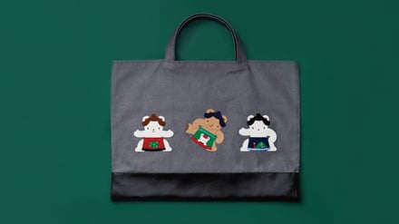 ファミリアと日本相撲協会のコラボレーションバッグ