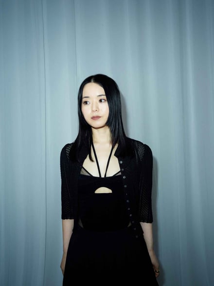 女性