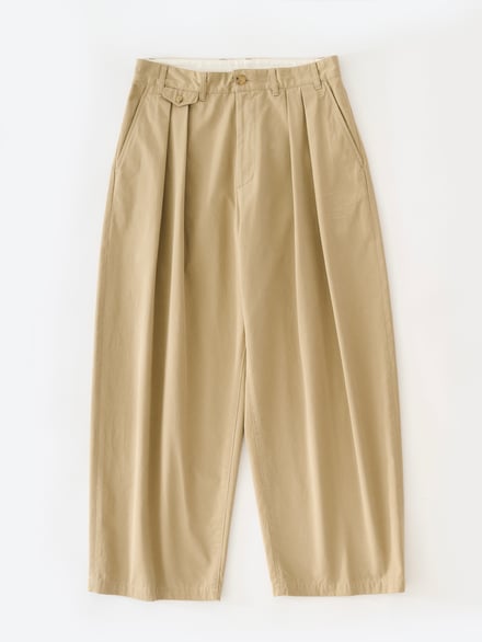 STUDIO NICHOLSONとBEAMS PLUSのカプセルコレクションのアイテム画像