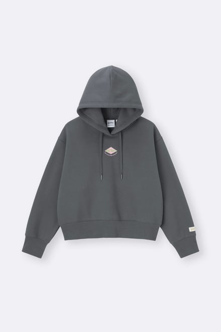 ジーユーと「ハリー・ポッター」のスペシャルコレクションのアイテム画像