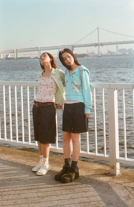 女性