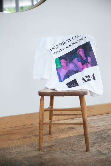 エクスクルーシブ Tシャツの画像