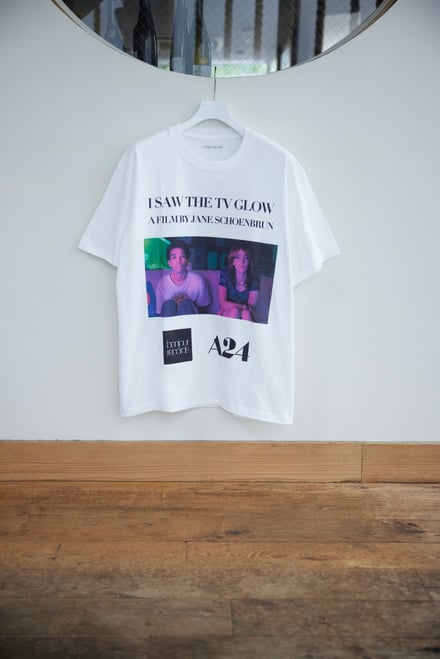 エクスクルーシブ Tシャツの画像