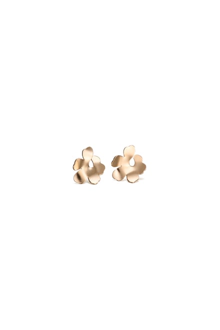 ピアス