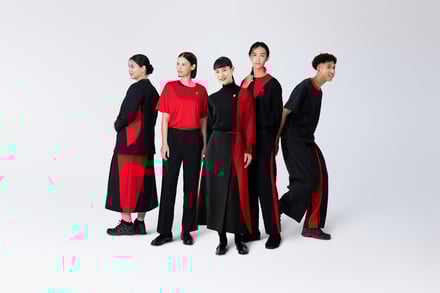 ユニフォームを着た人々