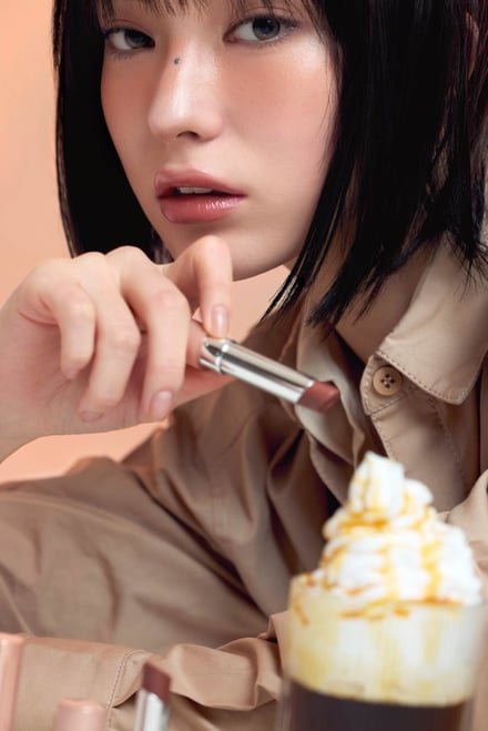 女性