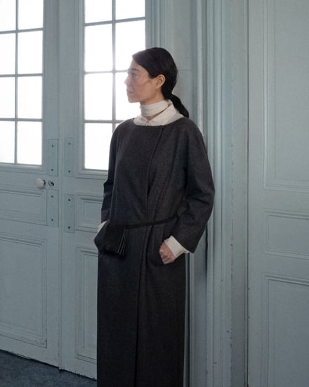女性