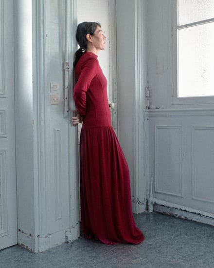 女性