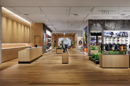 アークテリクスの池袋新店の画像