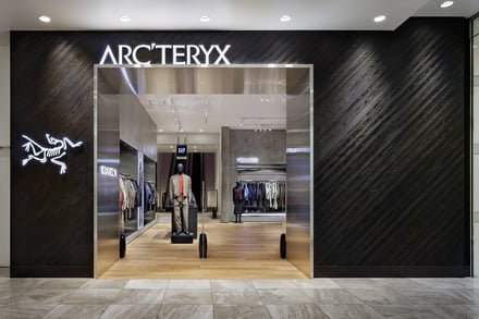 アークテリクスの池袋新店の画像