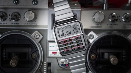 カシオ計算機とバック・トゥ・ザ・フューチャーがコラボしたデジタルウオッチ「CA-500WEBF」