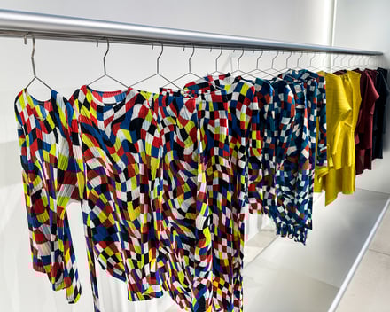 PLEATSPLEASEISSEYMIYAKE/AOYAMAの店内