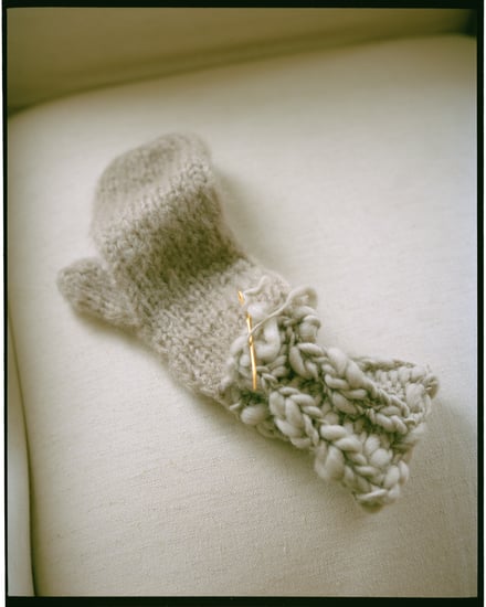 ニットを編んでる様子