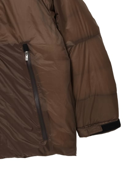 ダウンジャケット