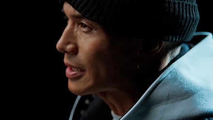 CRONOSのアンバサダーに就任した市原隼人のインタビュー