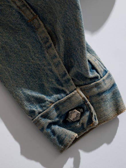 ǥ˥ॸ㥱åȤΥǥƩ`륫å