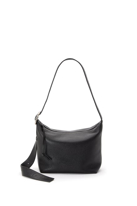 LOEWEの2026年春夏プレコレクションのアイテム画像